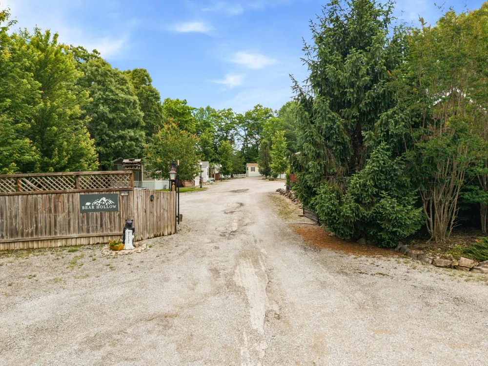 11845 US 41 Monteagle, TN 37356