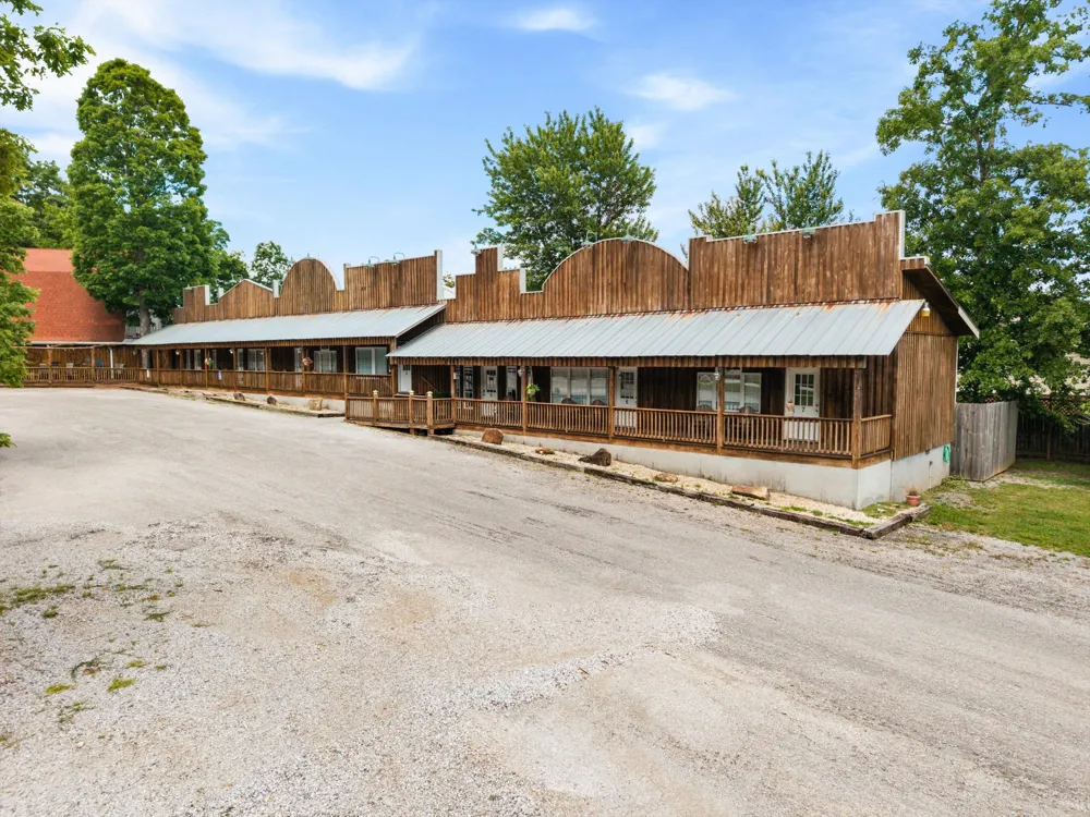 11845 US 41 Monteagle, TN 37356