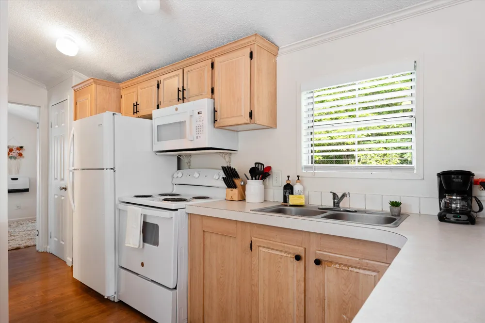 11845 US 41 Monteagle, TN 37356