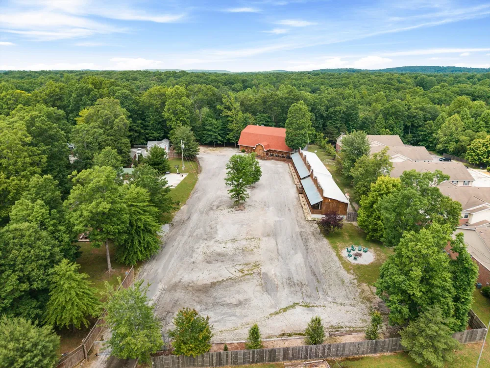 11845 US 41 Monteagle, TN 37356