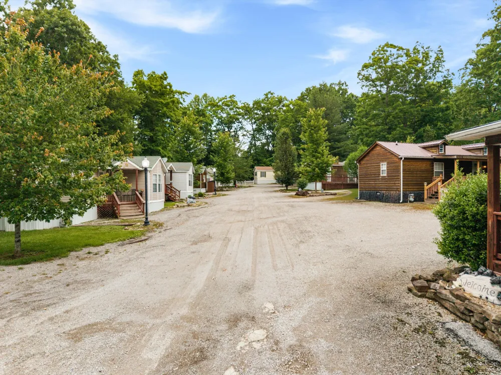 11845 US 41 Monteagle, TN 37356