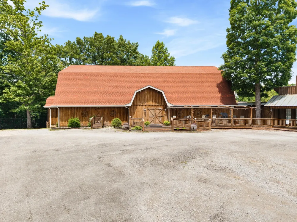 11845 US 41 Monteagle, TN 37356