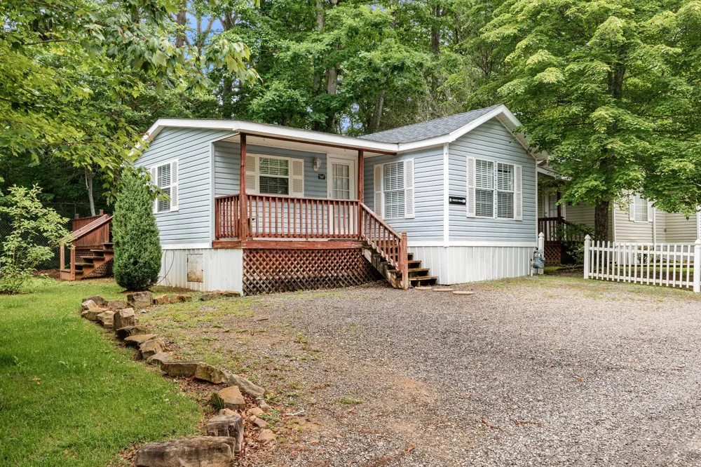 11845 US 41 Monteagle, TN 37356