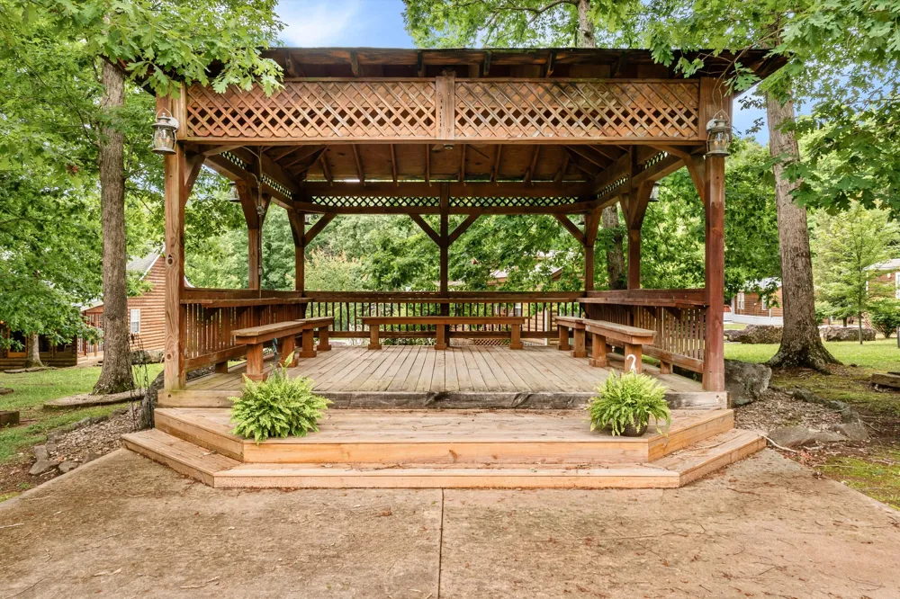 11845 US 41 Monteagle, TN 37356