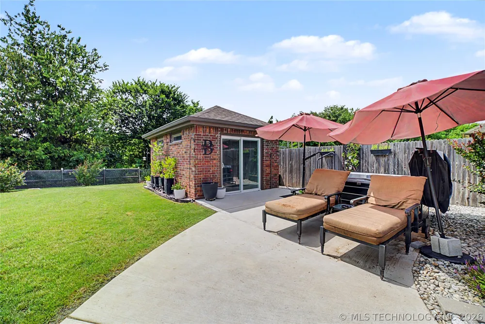 7906 142nd Avenue E Owasso, OK 74055