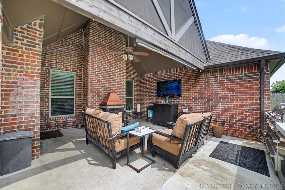 7906 142nd Avenue E Owasso, OK 74055