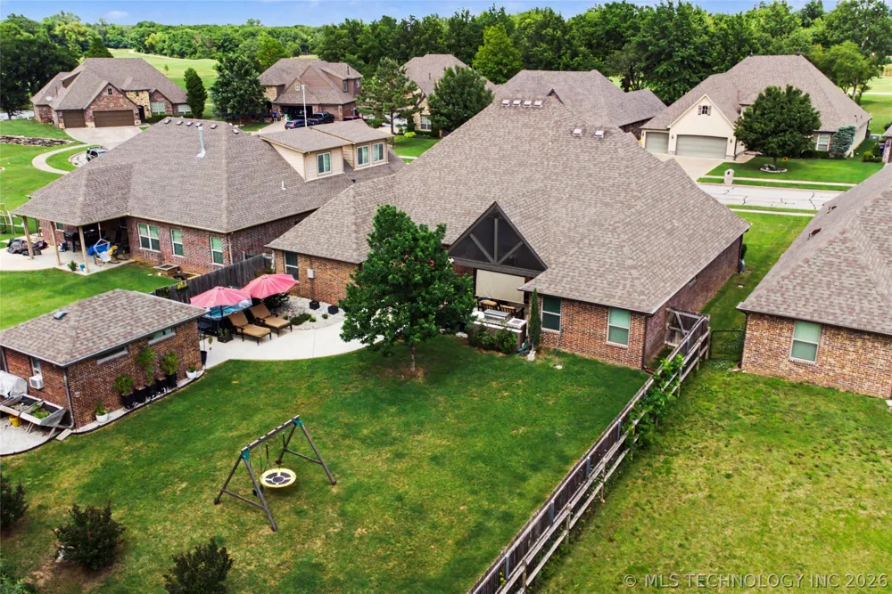 7906 142nd Avenue E Owasso, OK 74055