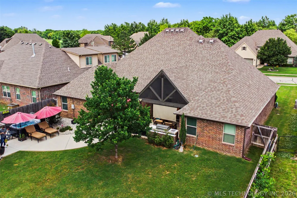 7906 142nd Avenue E Owasso, OK 74055