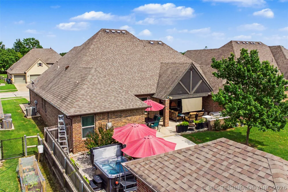 7906 142nd Avenue E Owasso, OK 74055
