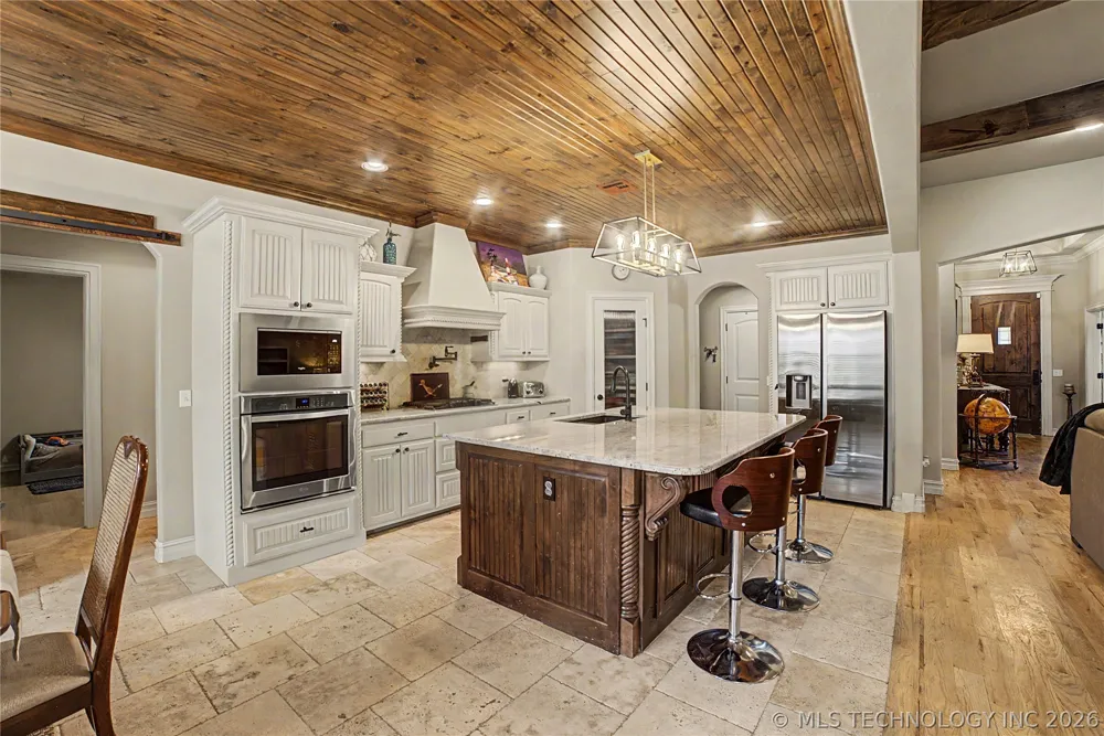 7906 142nd Avenue E Owasso, OK 74055