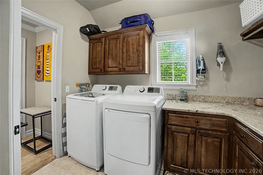 7906 142nd Avenue E Owasso, OK 74055