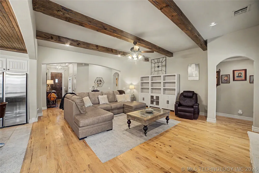 7906 142nd Avenue E Owasso, OK 74055