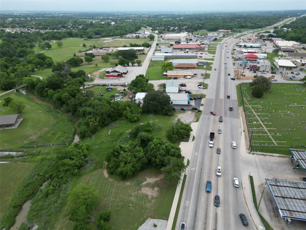 116 E Highway 199 Springtown, TX 76082