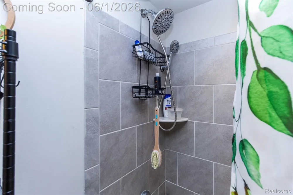 2589 Oxford Circle Scio Township, MI 48103
