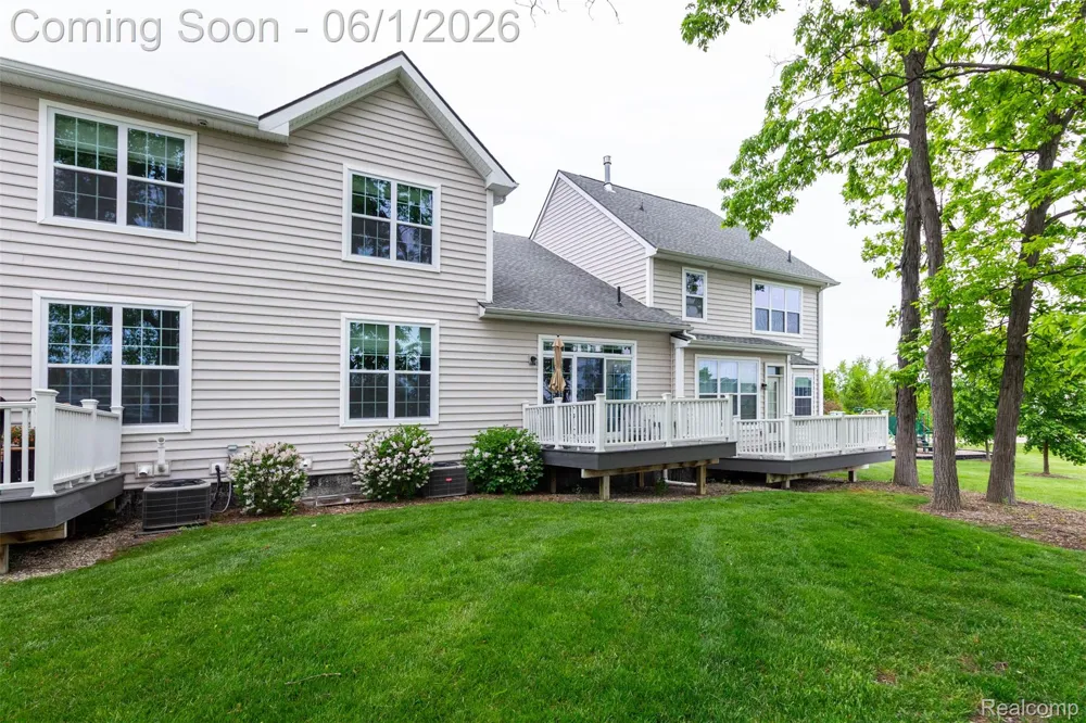 2589 Oxford Circle Scio Township, MI 48103