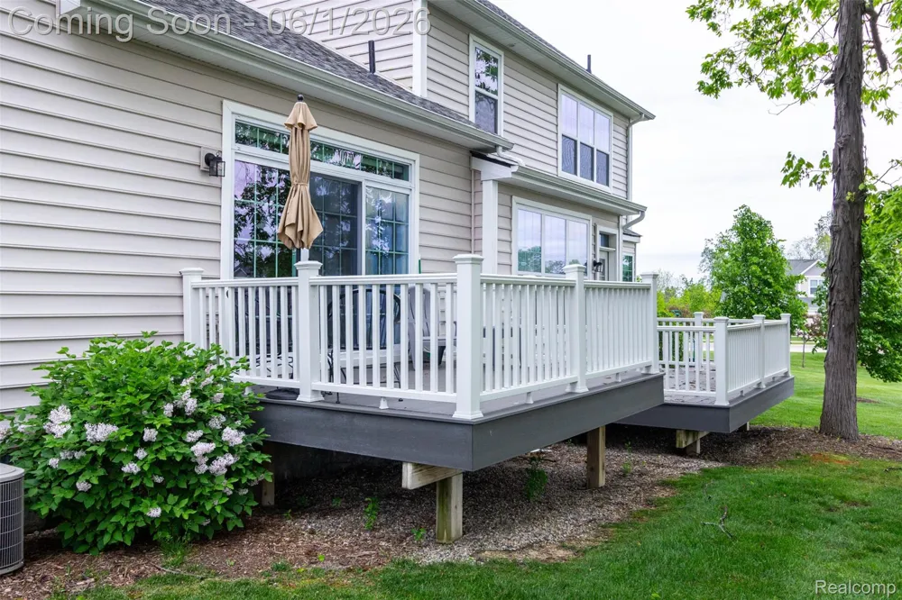 2589 Oxford Circle Scio Township, MI 48103