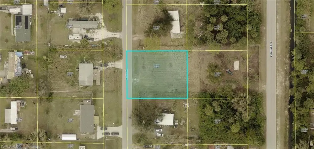 8259 Marx Drive North Fort Myers, FL 33917