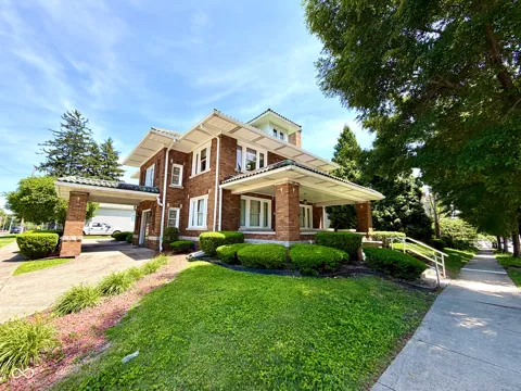 434 Main Street