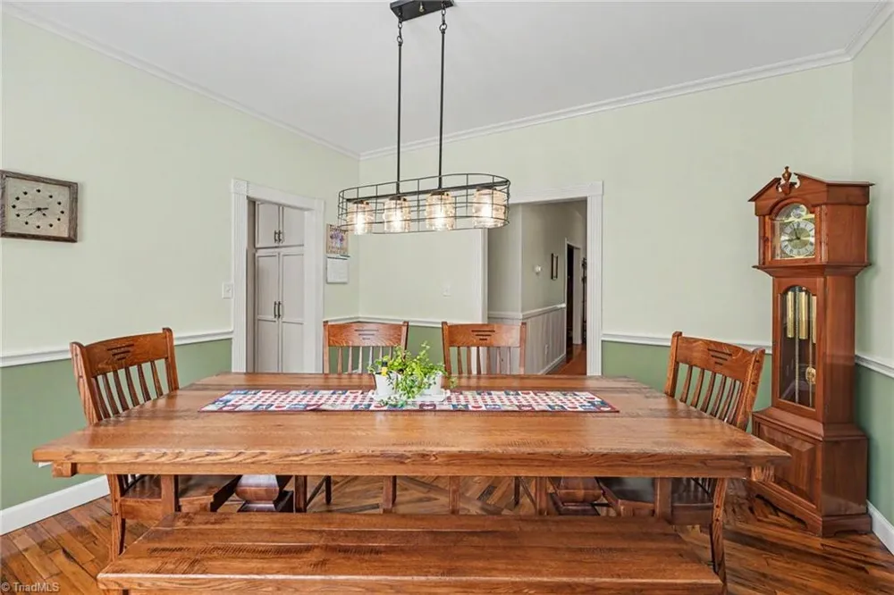 3190 Macbrandon Lane Pfafftown, NC 27040