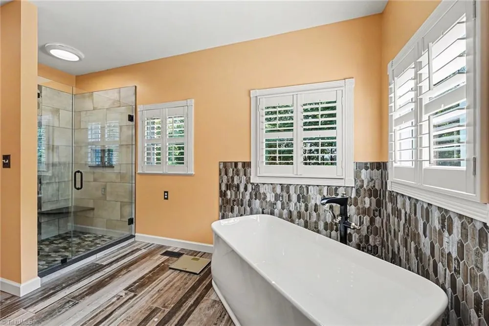 3190 Macbrandon Lane Pfafftown, NC 27040