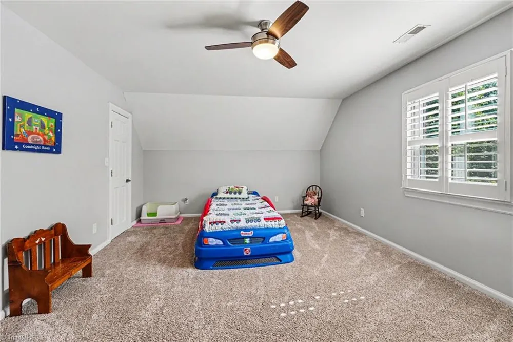 3190 Macbrandon Lane Pfafftown, NC 27040