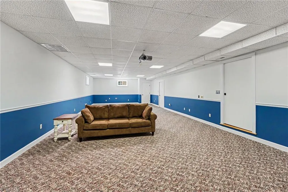 3190 Macbrandon Lane Pfafftown, NC 27040