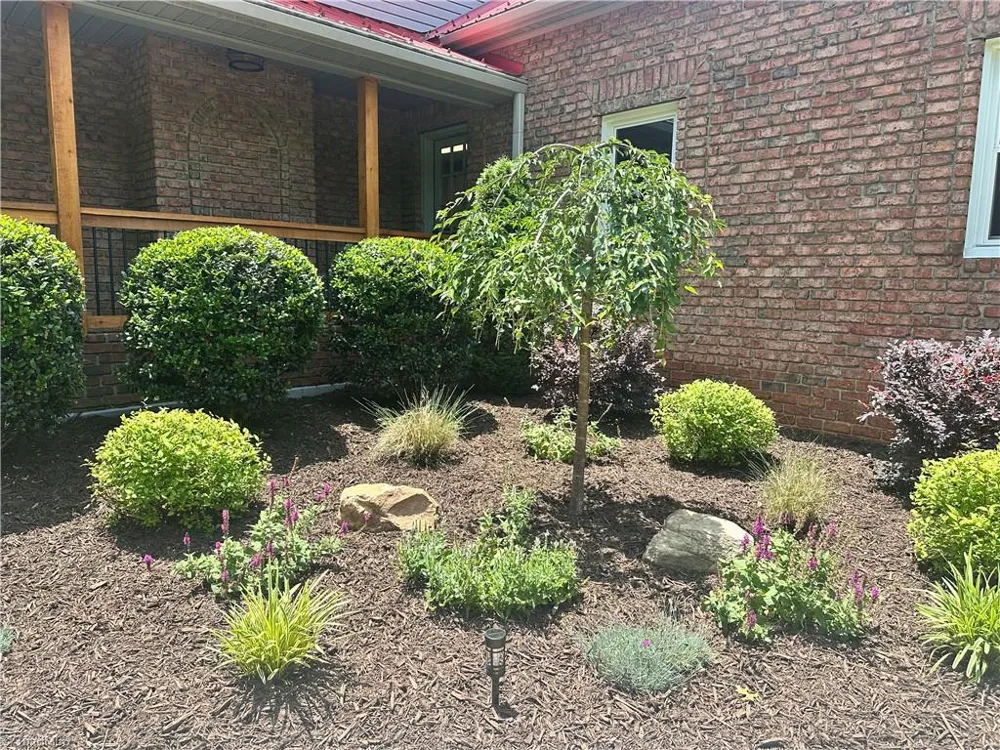 3190 Macbrandon Lane Pfafftown, NC 27040