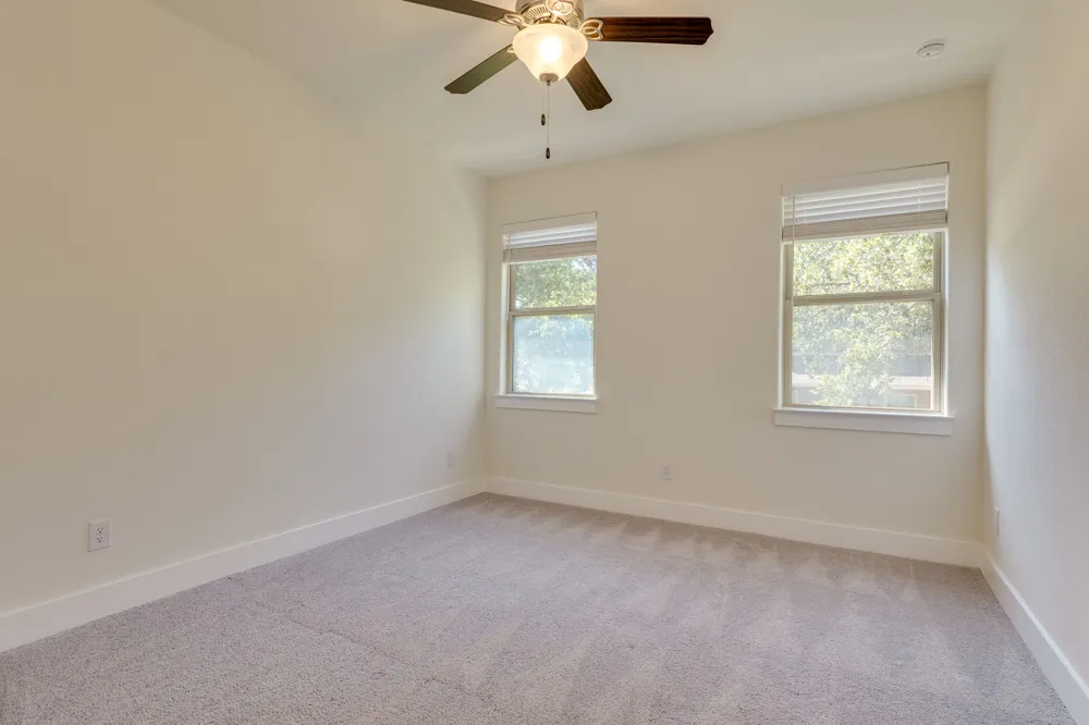 619 Parkline Drive Georgetown, TX 78626