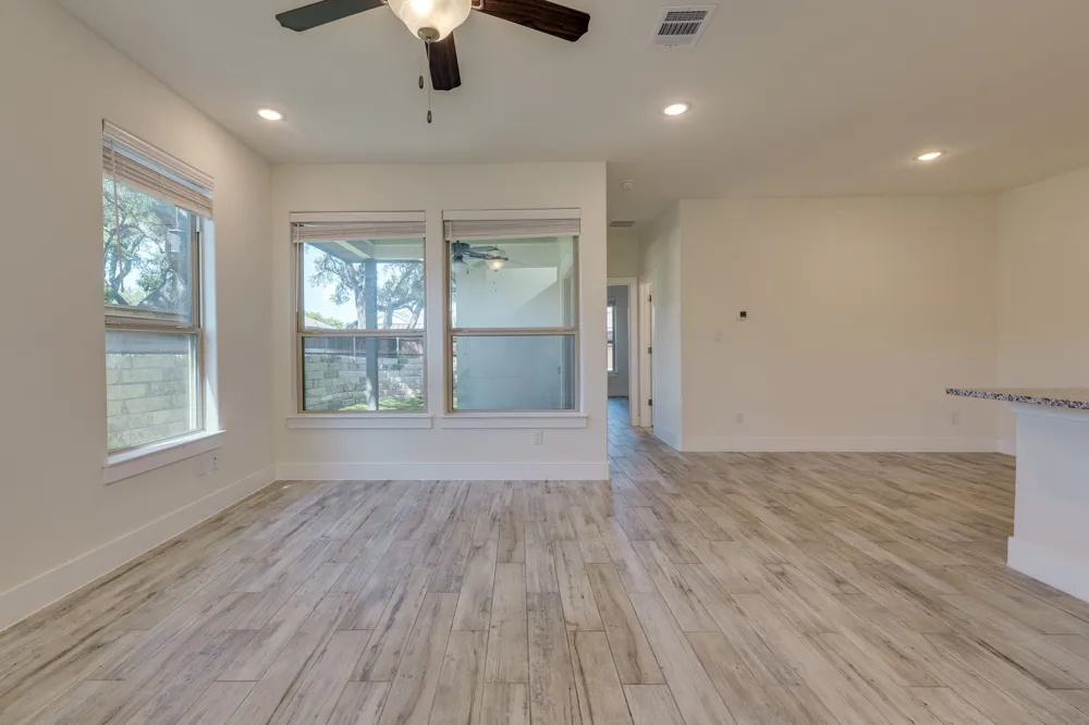 619 Parkline Drive Georgetown, TX 78626