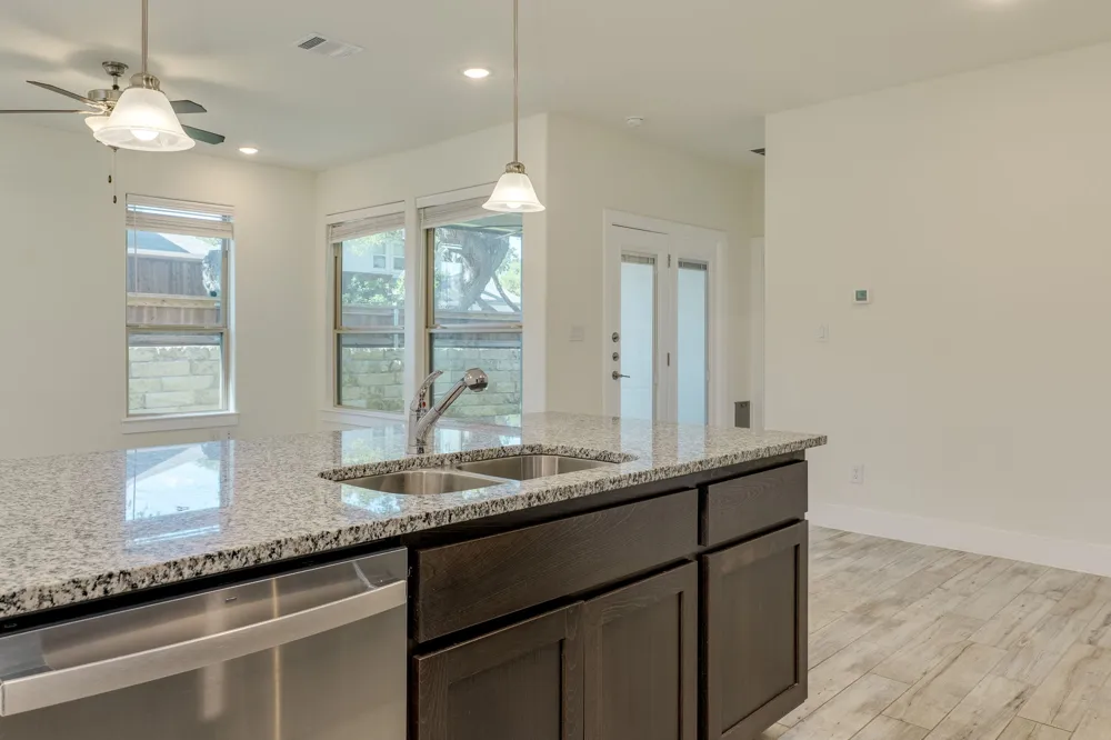 619 Parkline Drive Georgetown, TX 78626