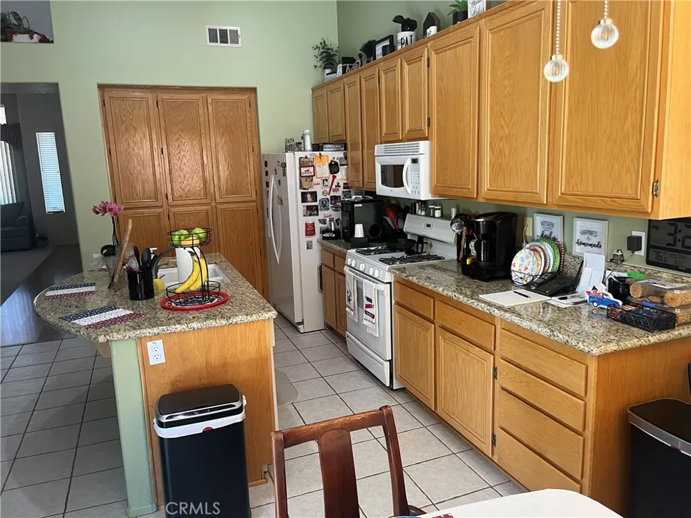 785 Hemet Hemet, CA 92544