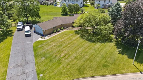 7174 Meadowvue Drive