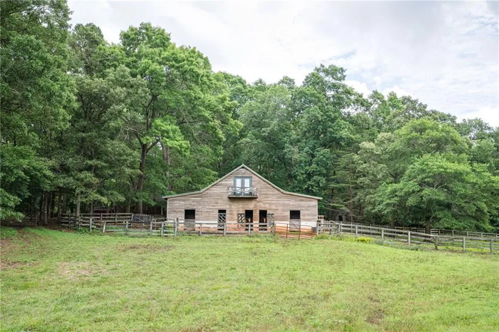 801 Buford Carey Road Hull, GA 30646