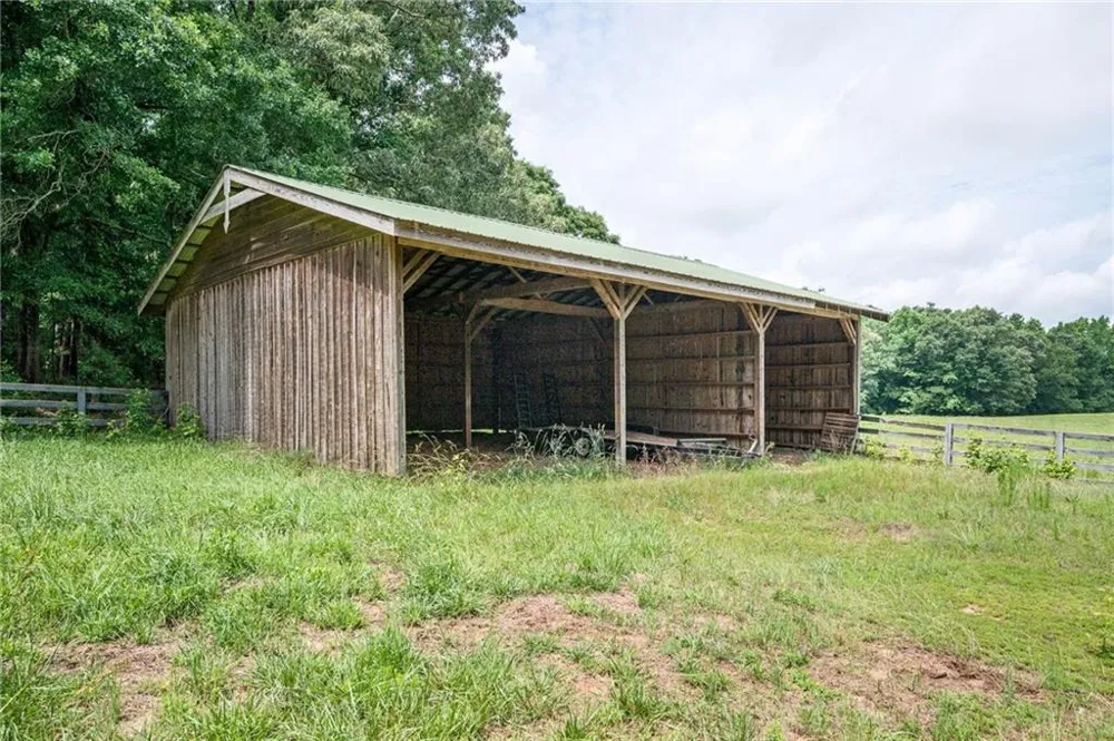 801 Buford Carey Road Hull, GA 30646