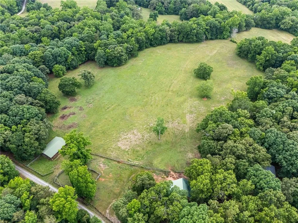 801 Buford Carey Road Hull, GA 30646