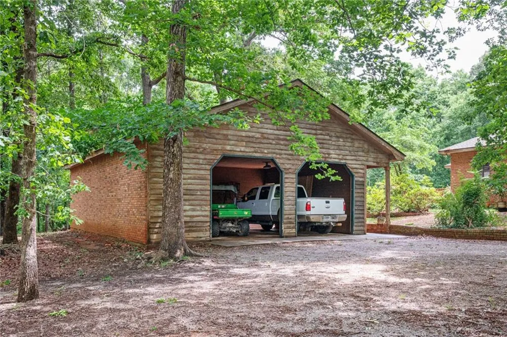801 Buford Carey Road Hull, GA 30646