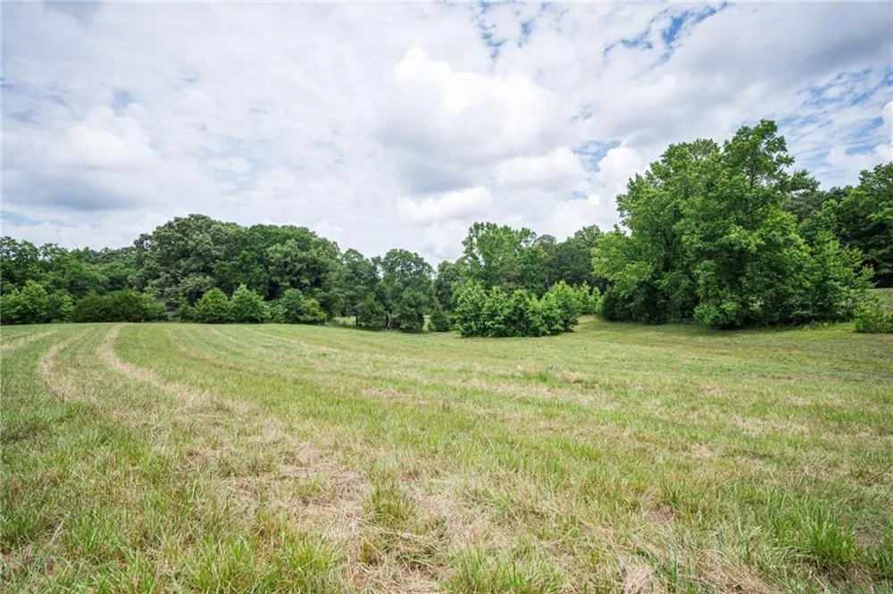 801 Buford Carey Road Hull, GA 30646