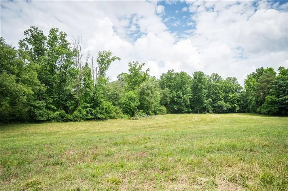 801 Buford Carey Road Hull, GA 30646