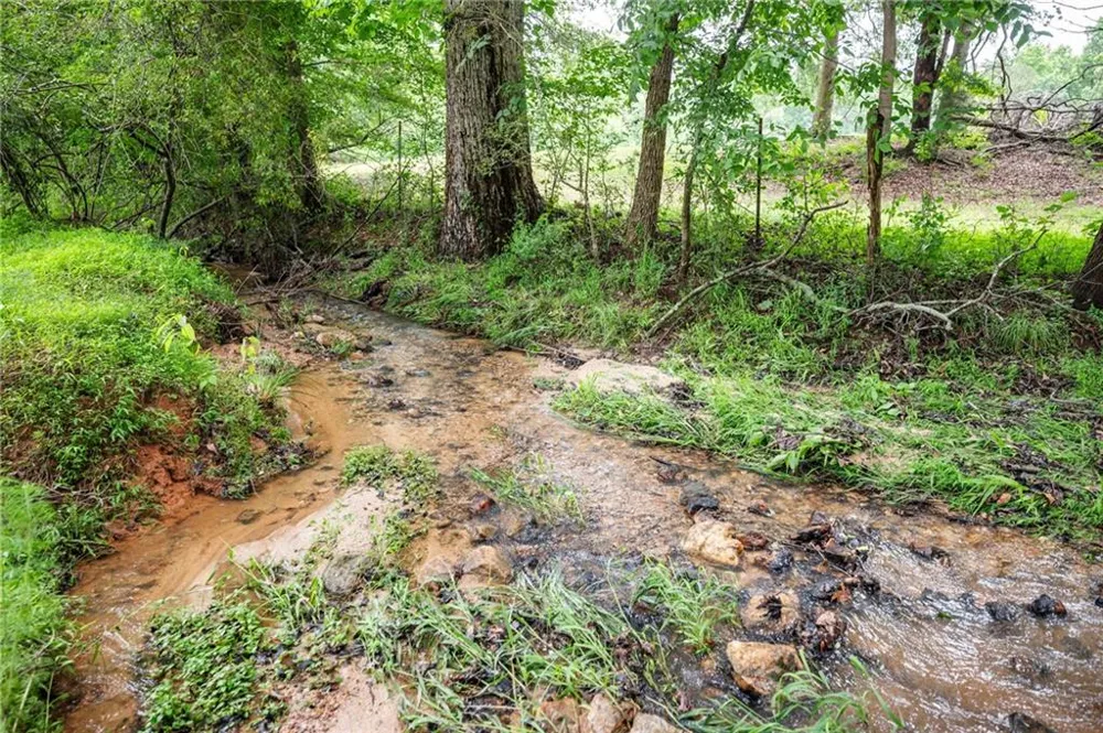 801 Buford Carey Road Hull, GA 30646