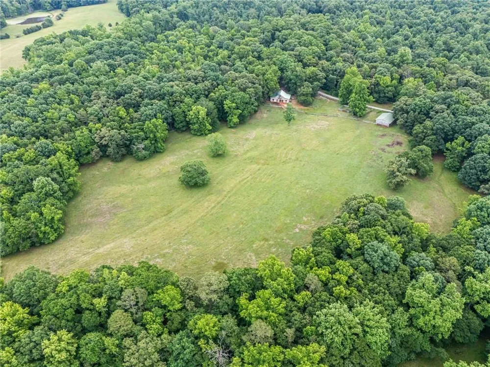801 Buford Carey Road Hull, GA 30646