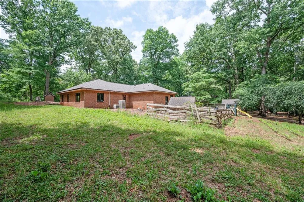 801 Buford Carey Road Hull, GA 30646