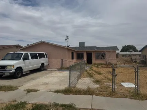 440 S 4th Street