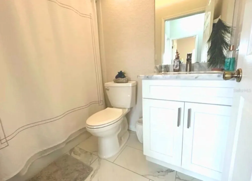 306 EAGLE POND DRIVE Winter Haven, FL 33884