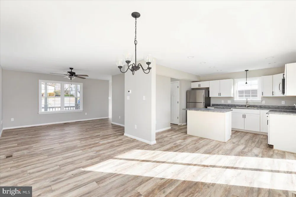 201 EAST LOCUST STREET Woodstock, VA 22664