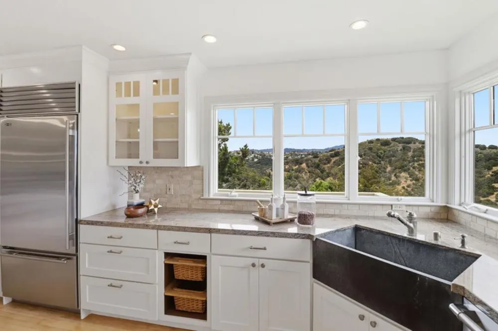 2945 Monte Cresta Drive Belmont, CA 94002