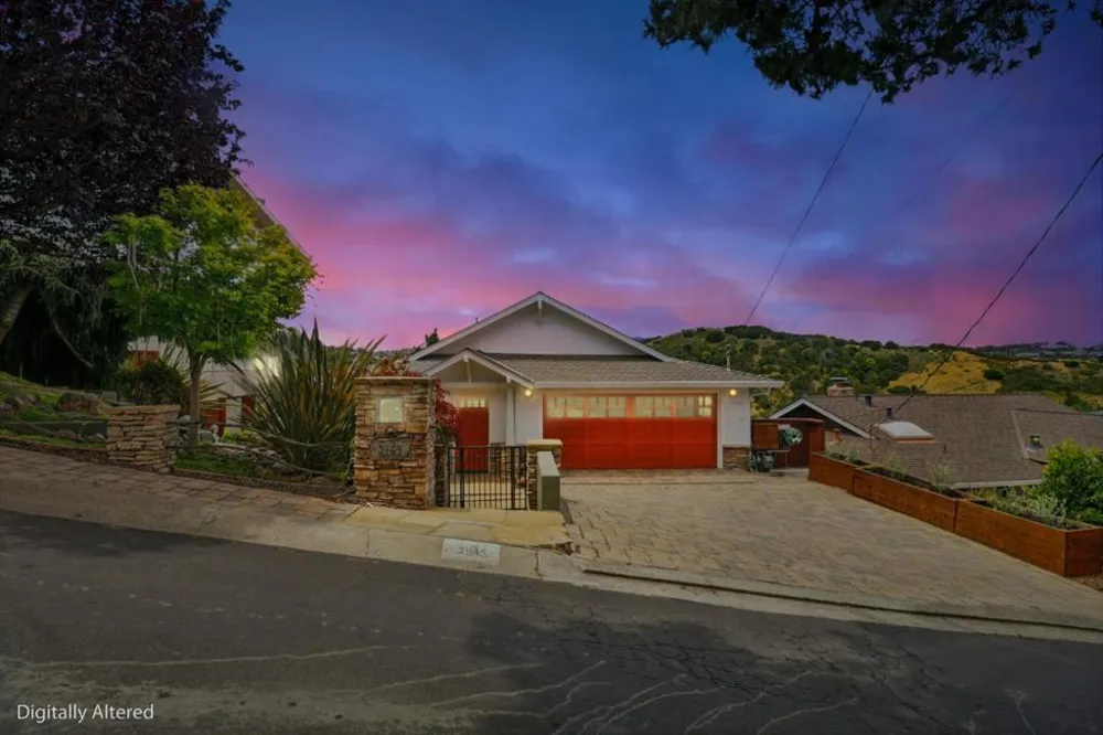 2945 Monte Cresta Drive Belmont, CA 94002
