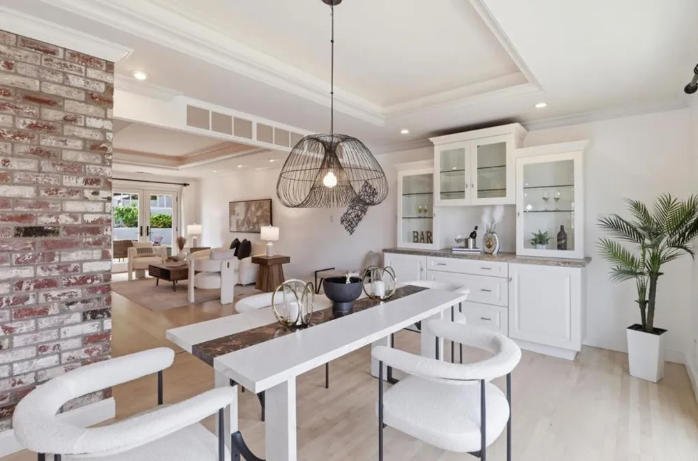 2945 Monte Cresta Drive Belmont, CA 94002