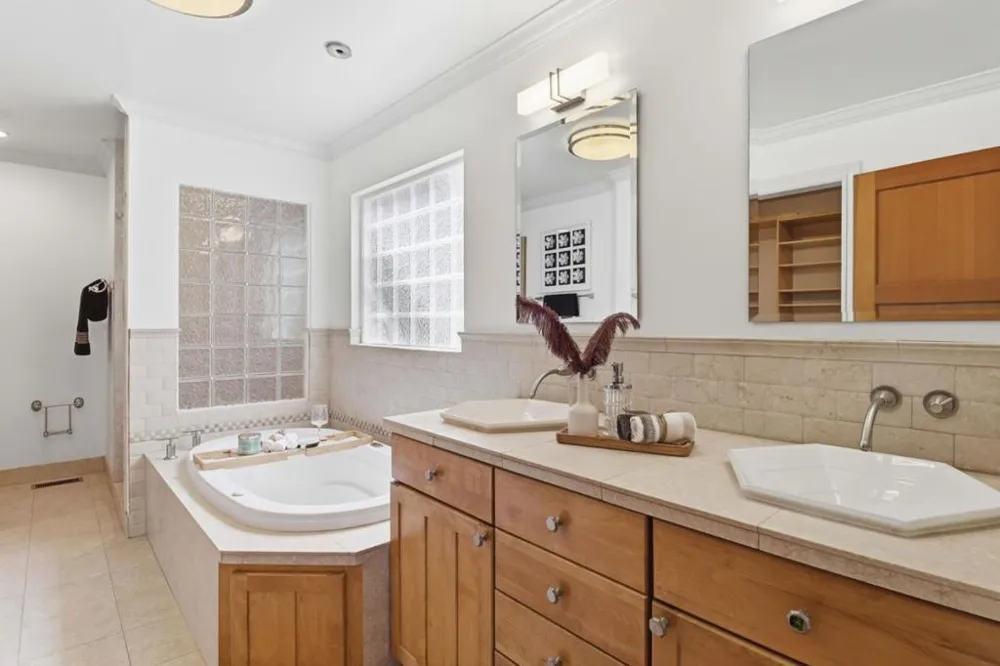 2945 Monte Cresta Drive Belmont, CA 94002