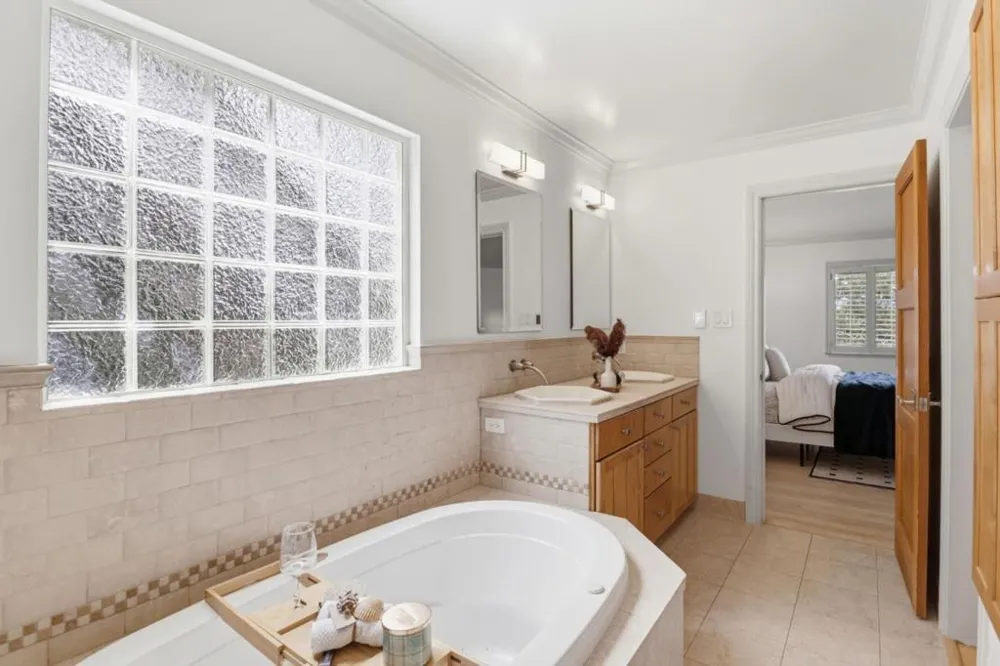2945 Monte Cresta Drive Belmont, CA 94002
