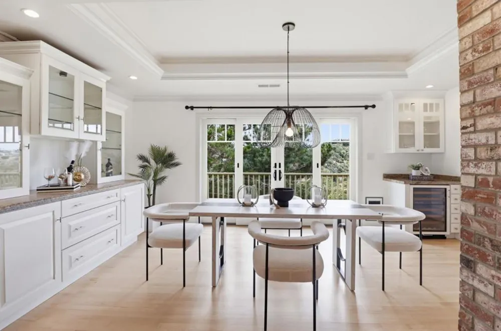 2945 Monte Cresta Drive Belmont, CA 94002